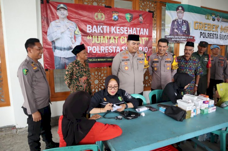 Polresta Sidoarjo Berbagi di Jumat Curhat Desa Kandangan
